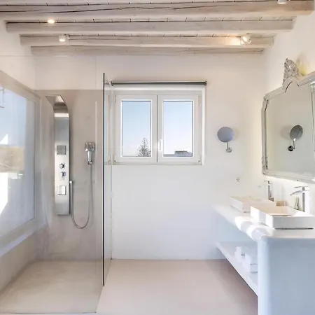 Spectacular 5 Bedrooms Vibhu Private Jacuzzis Villa *
