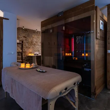 Spectacular 5 Bedrooms Vibhu Private Jacuzzis * Kalafatis